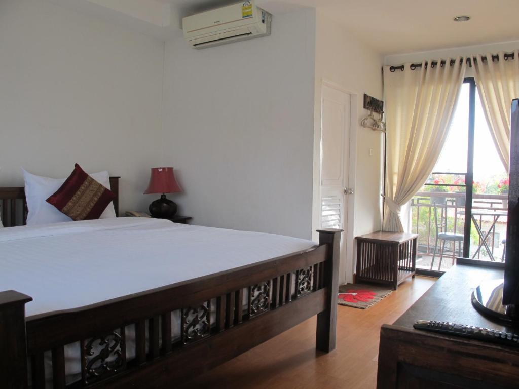 Rachamankha Flora House Hotel Chiang Mai Ngoại thất bức ảnh