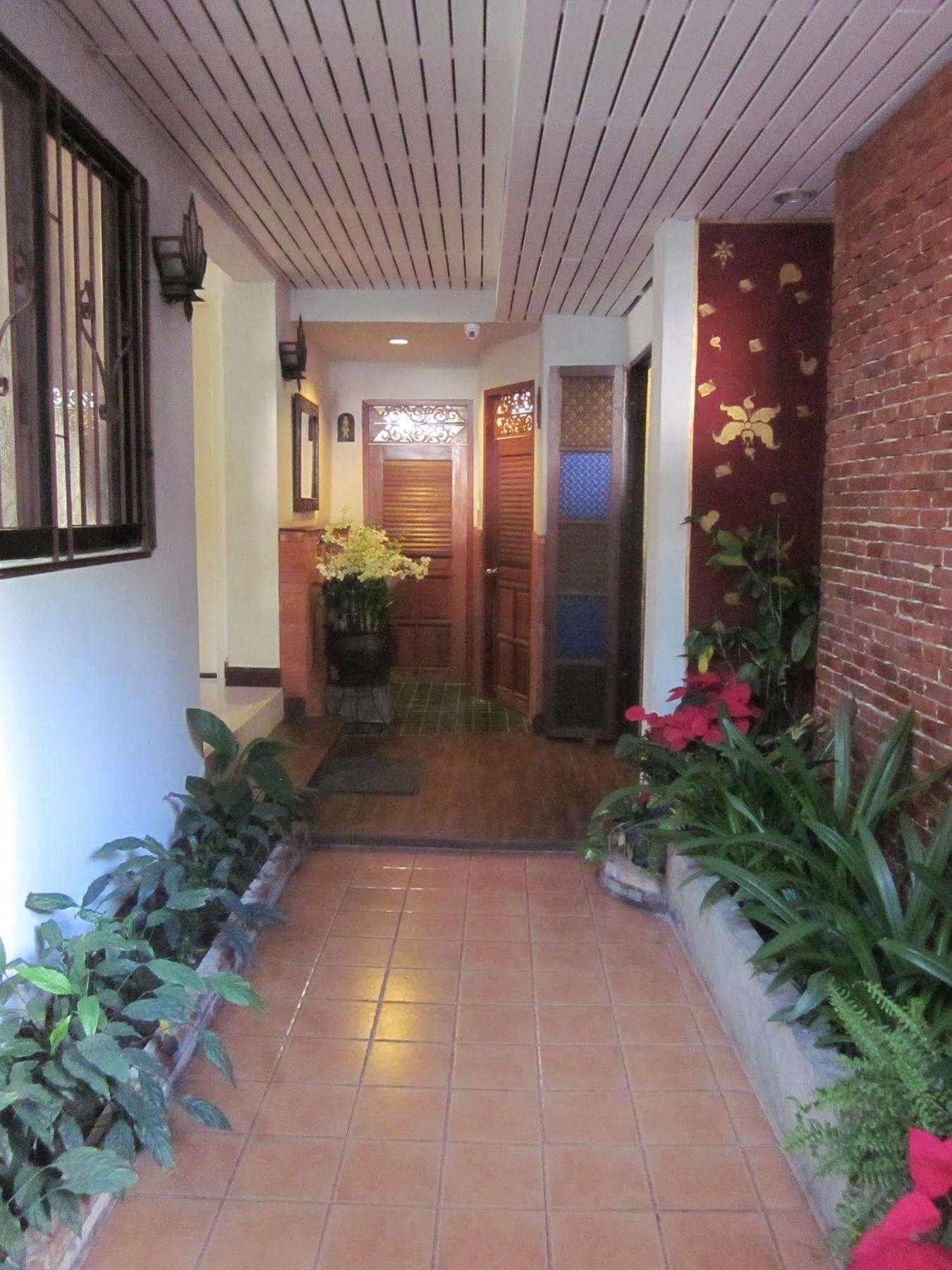 Rachamankha Flora House Hotel Chiang Mai Ngoại thất bức ảnh