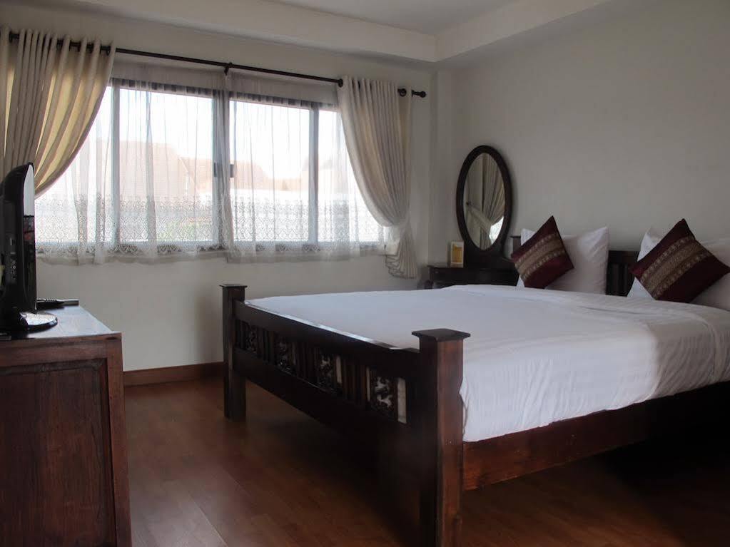 Rachamankha Flora House Hotel Chiang Mai Ngoại thất bức ảnh