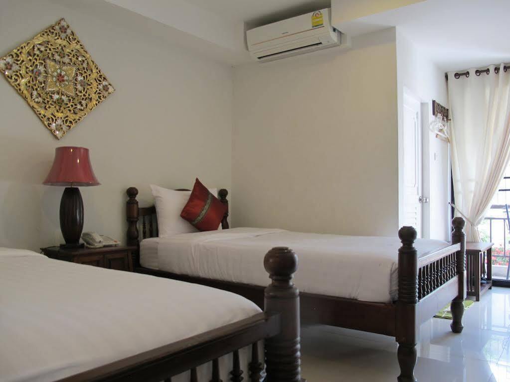 Rachamankha Flora House Hotel Chiang Mai Ngoại thất bức ảnh